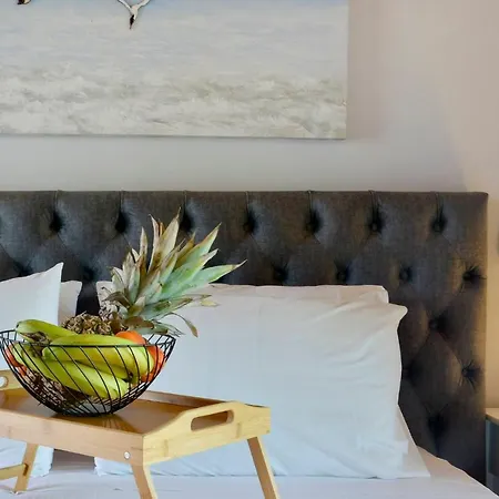 Stylish Privet Poolside Holiday home Agios Georgios (Corfu)