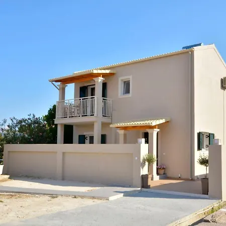 Stylish Privet Poolside Agios Georgios (Corfu)