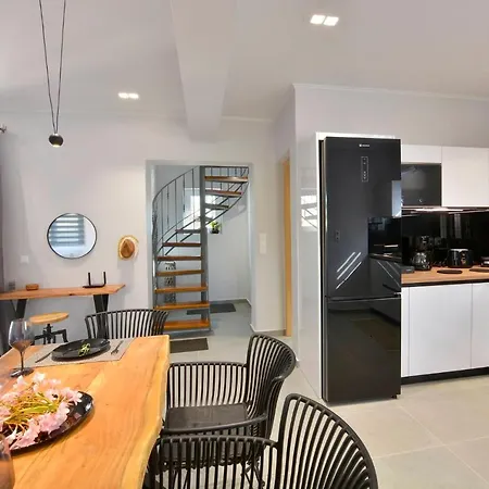 Stylish Privet Poolside * Agios Georgios (Corfu)