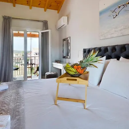 Stylish Privet Poolside